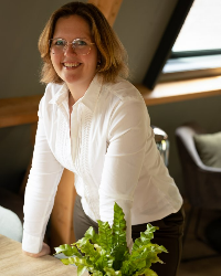 M.  Schoen-Beentjes