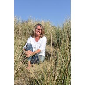 M.A.  Hoogenboom-Verkerk