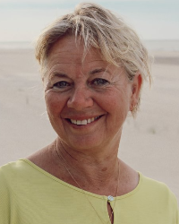 J.  Uittenbogaard